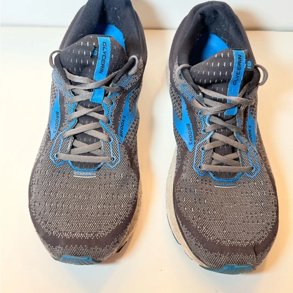 Brooks Glycerin 18 men's running shoes in the black/ebony/blue colorway SZ 12